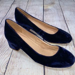 Madewell Ella Night Vision Blue Velvet Pumps size 8